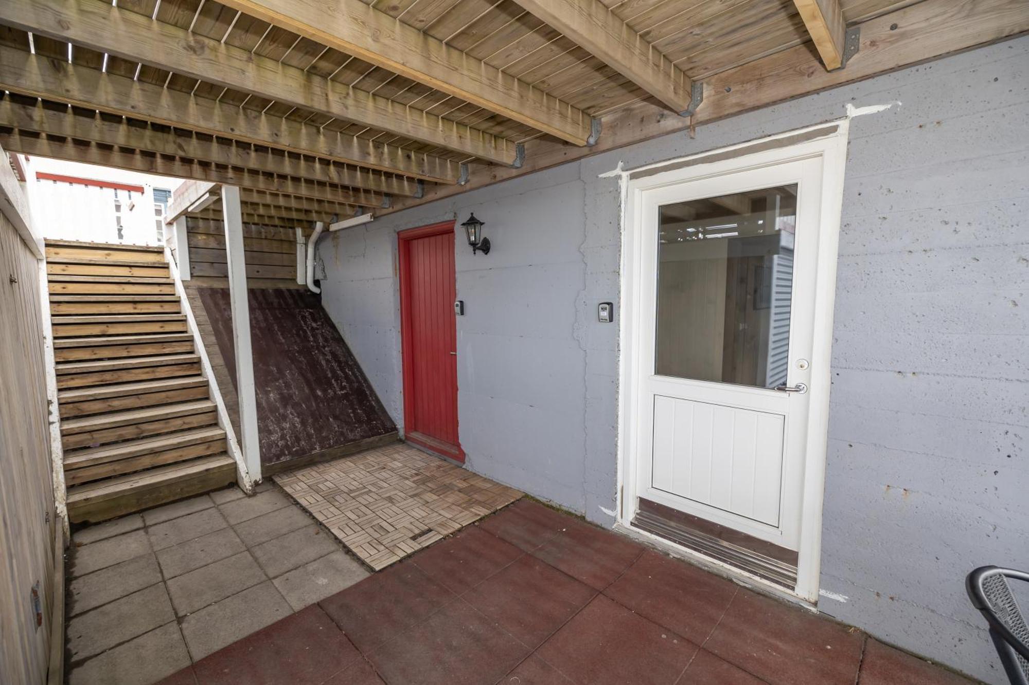 Bjarnabuth Appartement Húsavík Buitenkant foto